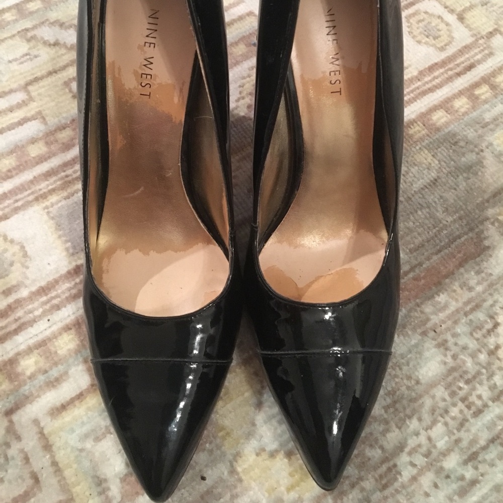 Nine West Black Patent Pump 6.5